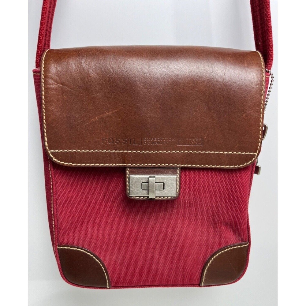 Fossil Expedition Messenger Travel Bag Crossbody Canvas Leather No 10552 Red